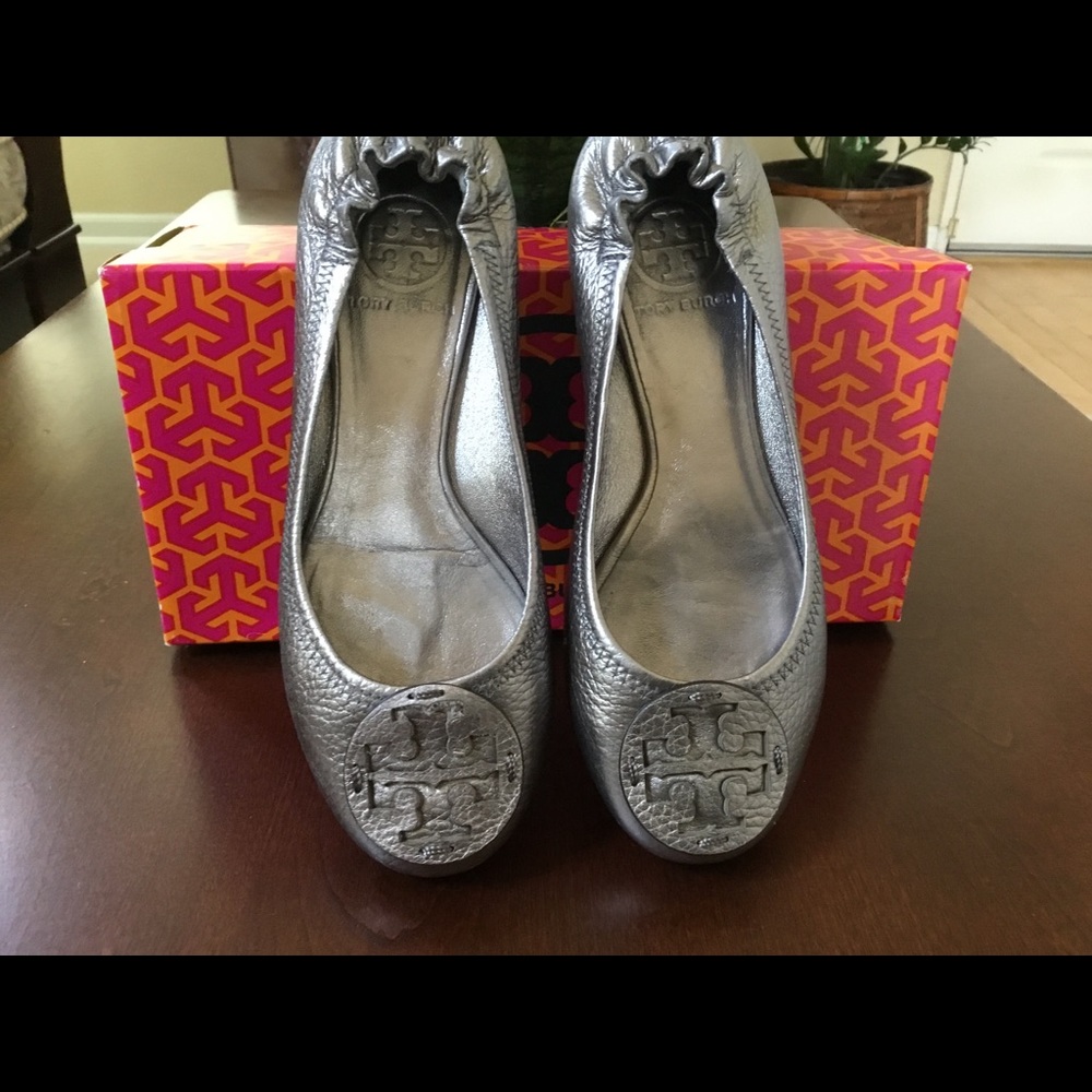 Tory Burch “Reva” Metallic Ballet Flat
